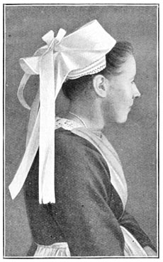 Meisje uit Quimperl&eacute;.