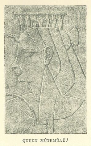 052.jpg Queen Mutem�au. 