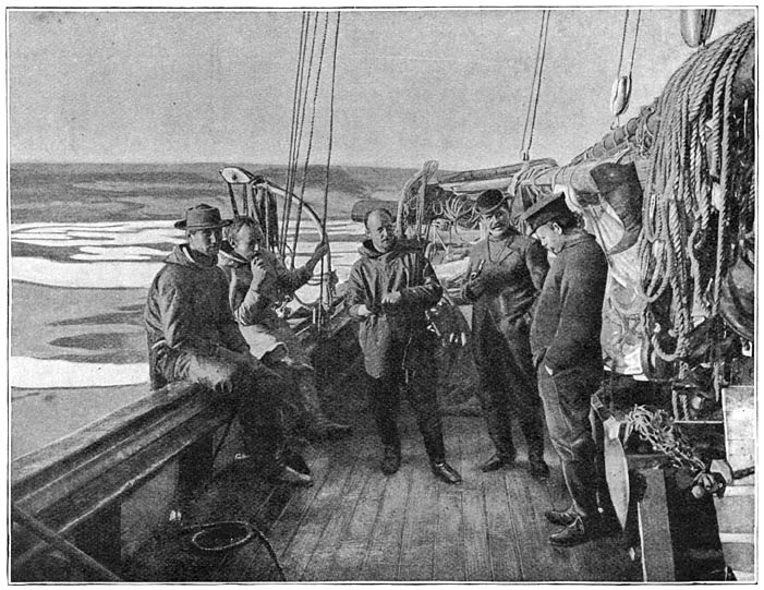 Een zomeravond op het dek van de Gj&ouml;a.