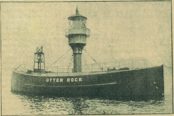 Vil&aacute;g&iacute;t&oacute; őrhaj&oacute; az &Eacute;szaki-tengeren