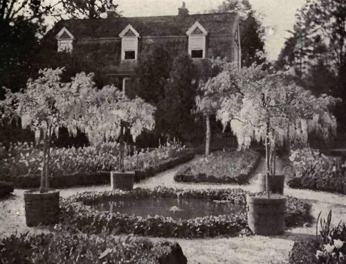 PLATE 102 "Ingleside," Catonsville, Md. Mrs. A.&nbsp;C. Ritchie