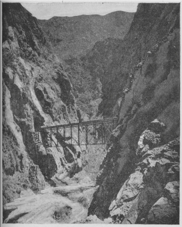 LITTLE INFERNILLO BRIDGE ON THE OROYA RAILWAY. ALTITUDE
10,924 FEET.